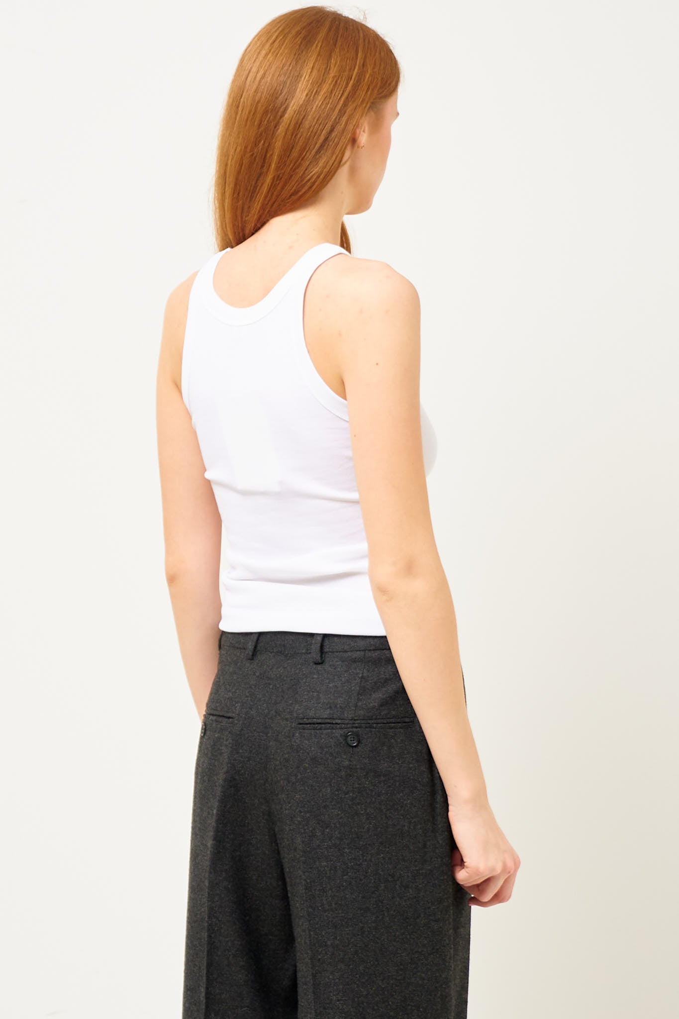 Curved Rib Tank White