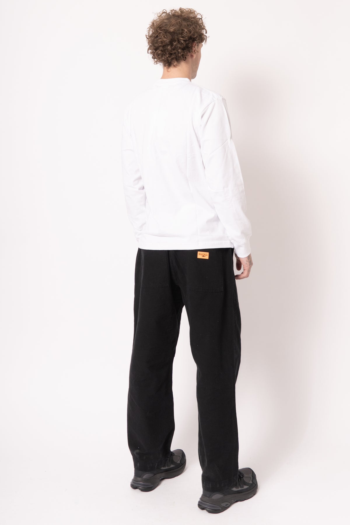L O V E Long Sleeve Tee White