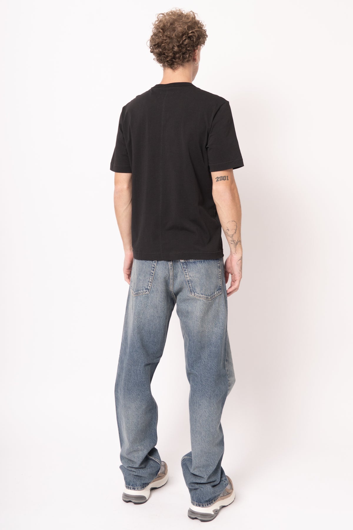 Seam Tee Black