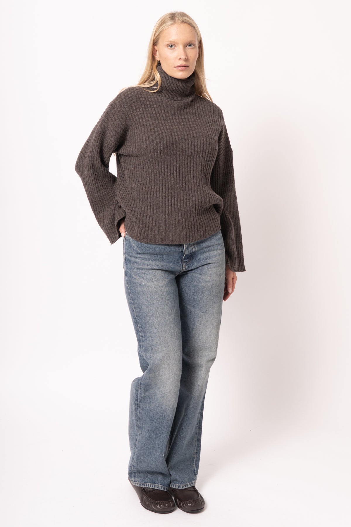 Ellen Cashmere T-Neck Sweater
