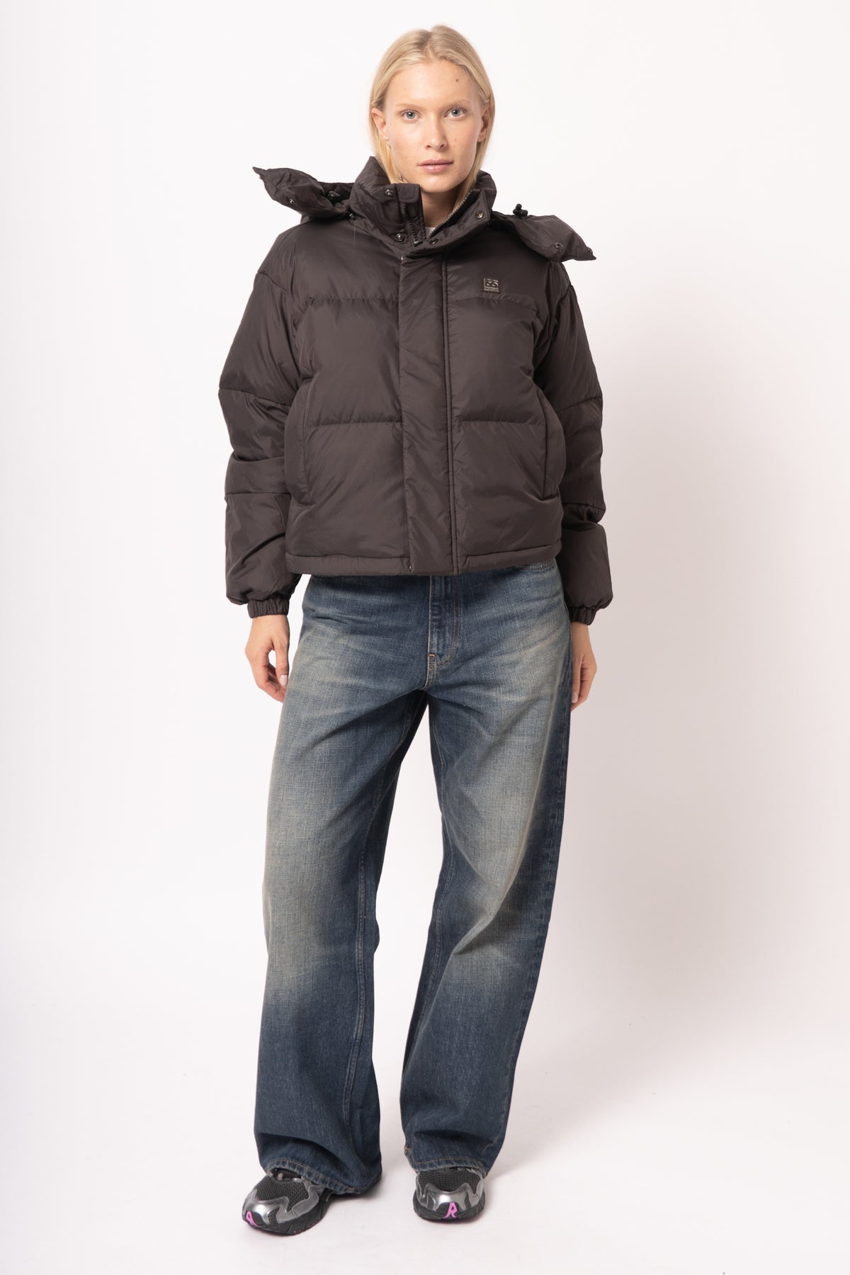 Dyngja Down Cropped Jacket Licorice