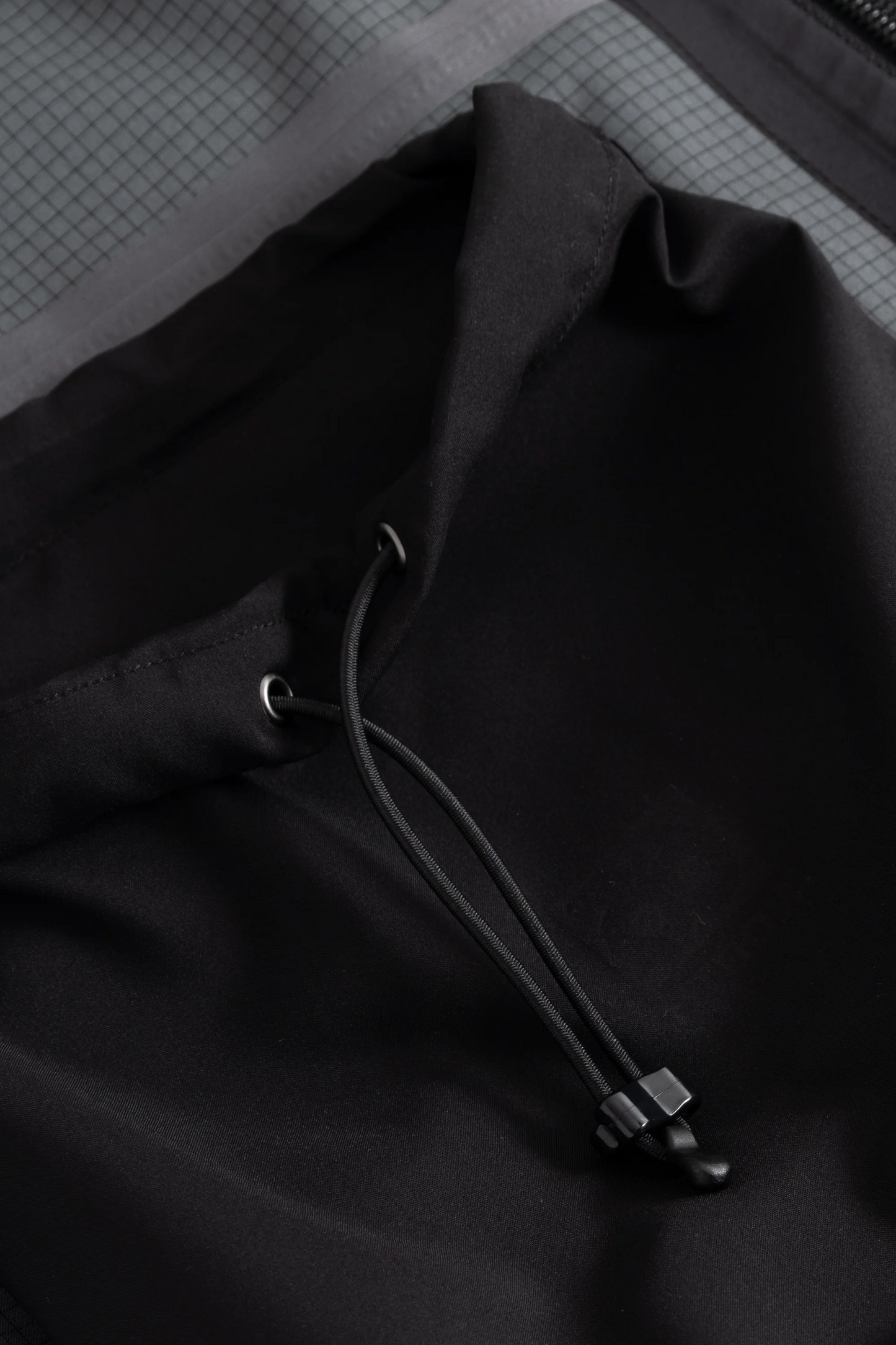 Adalvik Packable Rain Jacket Black