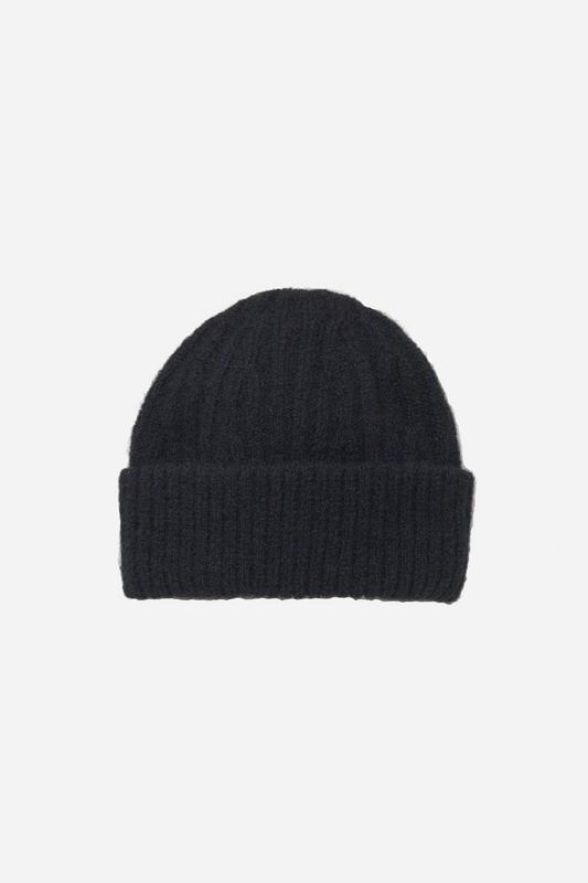 East Beanie Black