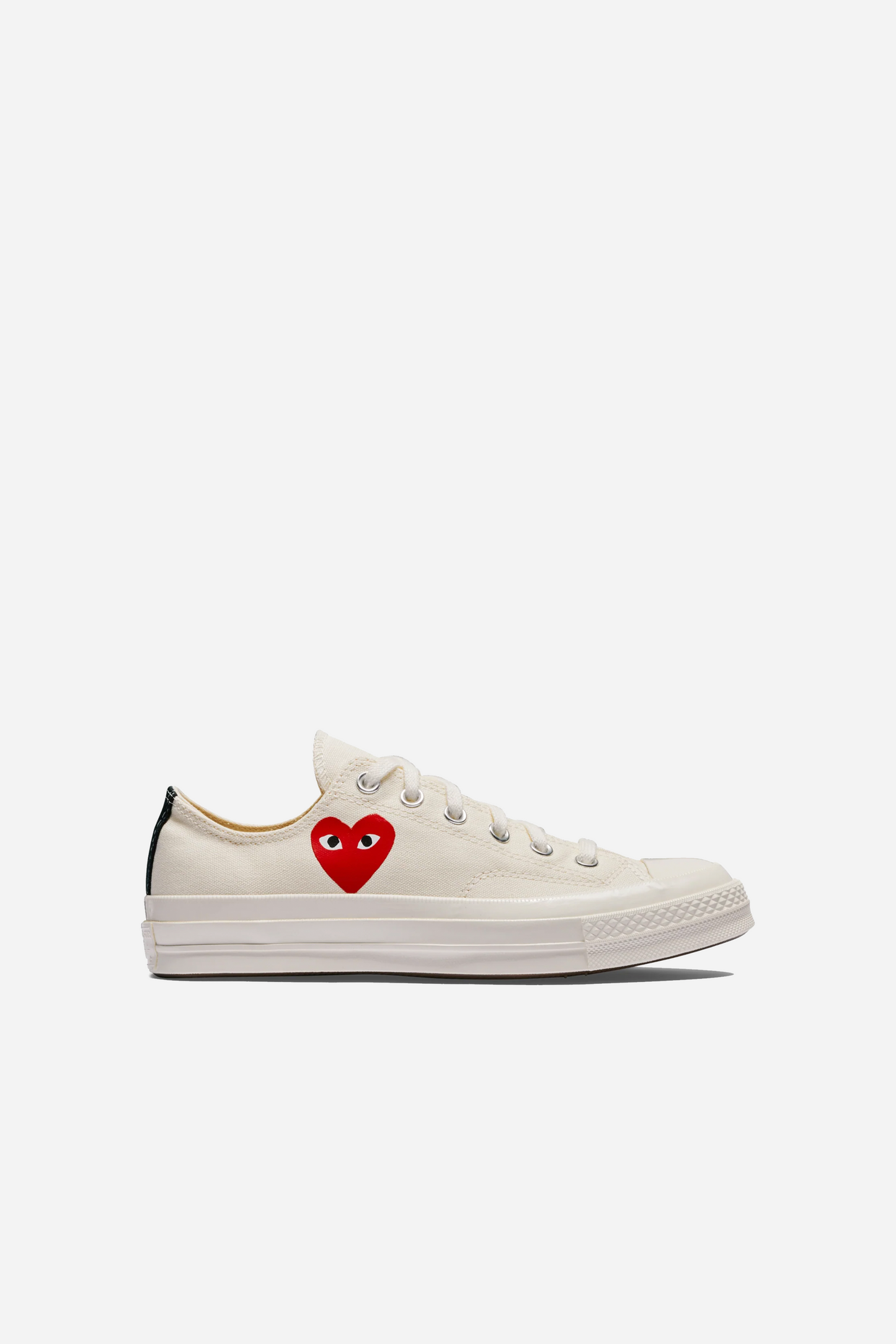 Converse Small Red Heart Low Beige