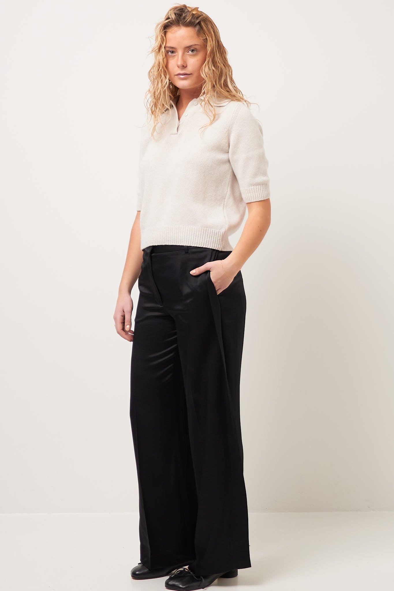 Cuff-Slit Trousers Black