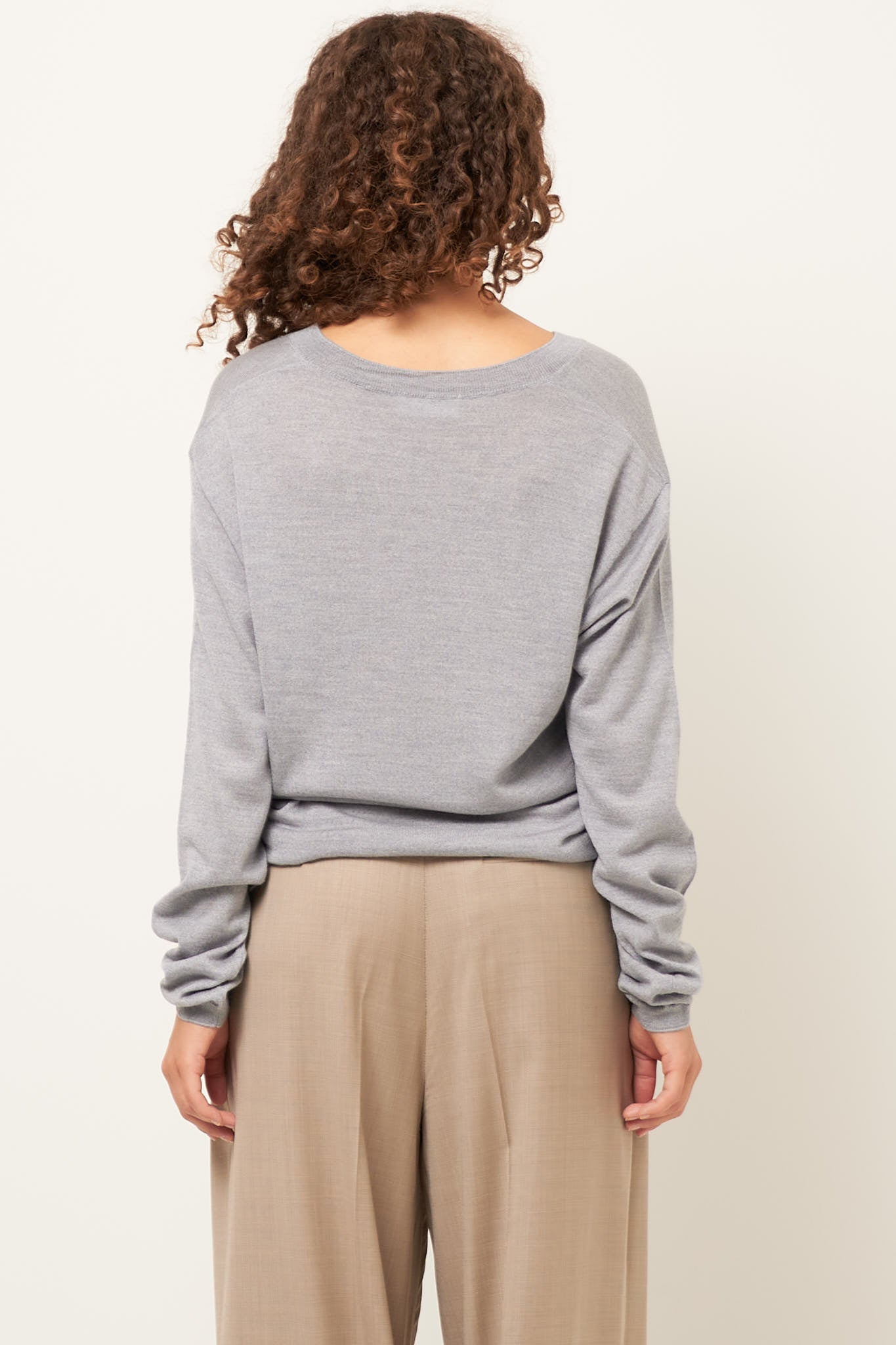 Ebba Wool Silk V-Neck City Grey