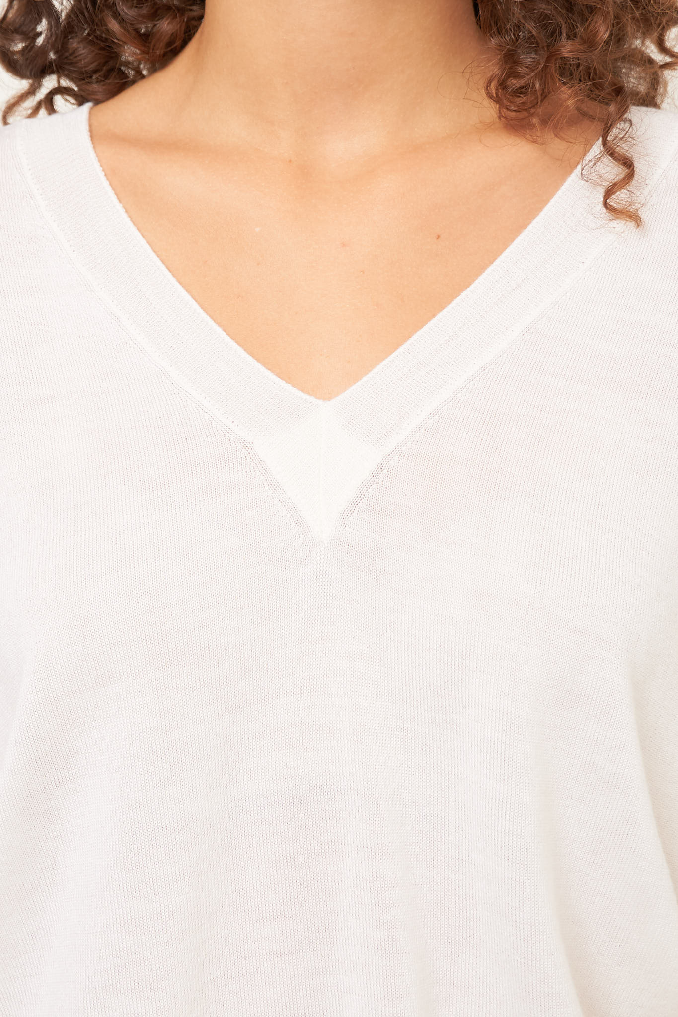 Ebba Wool Silk V-Neck Off White