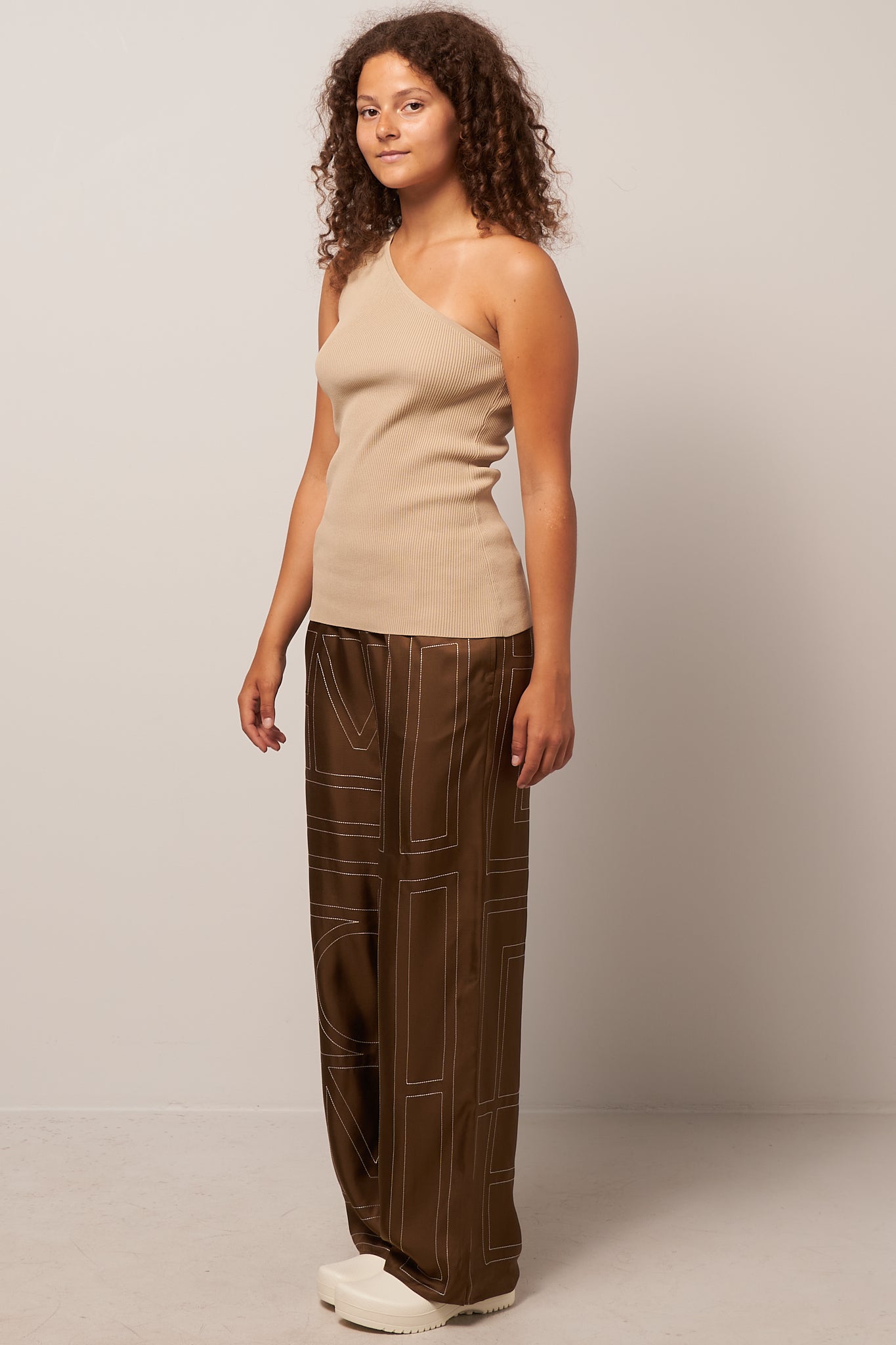 One-Shoulder Ribbed Top Beige