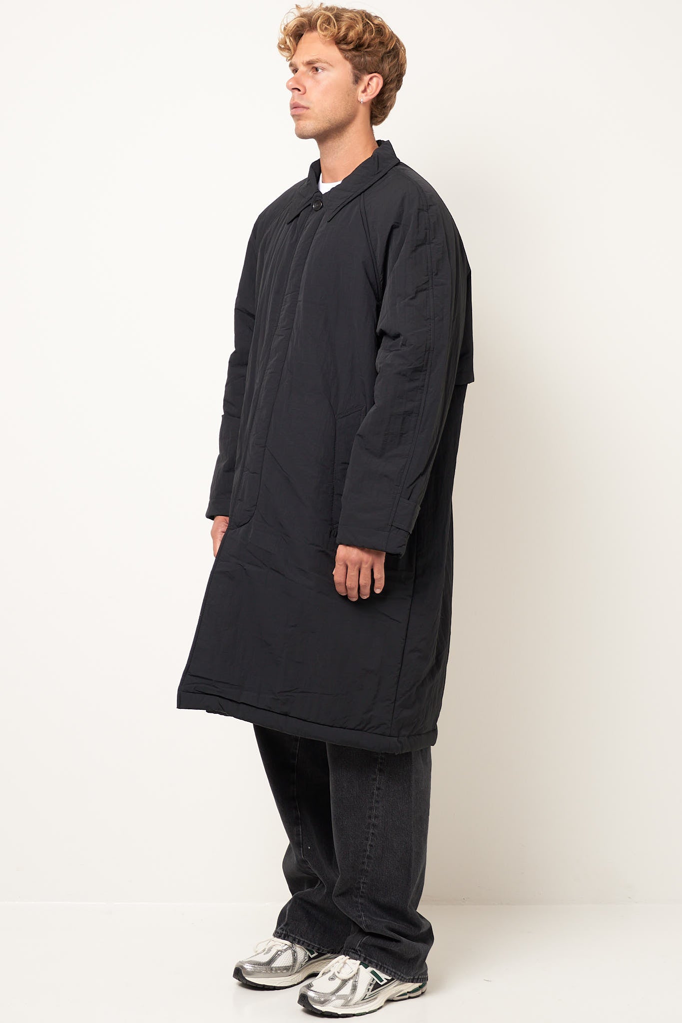 Vatnsmyri Coat Black