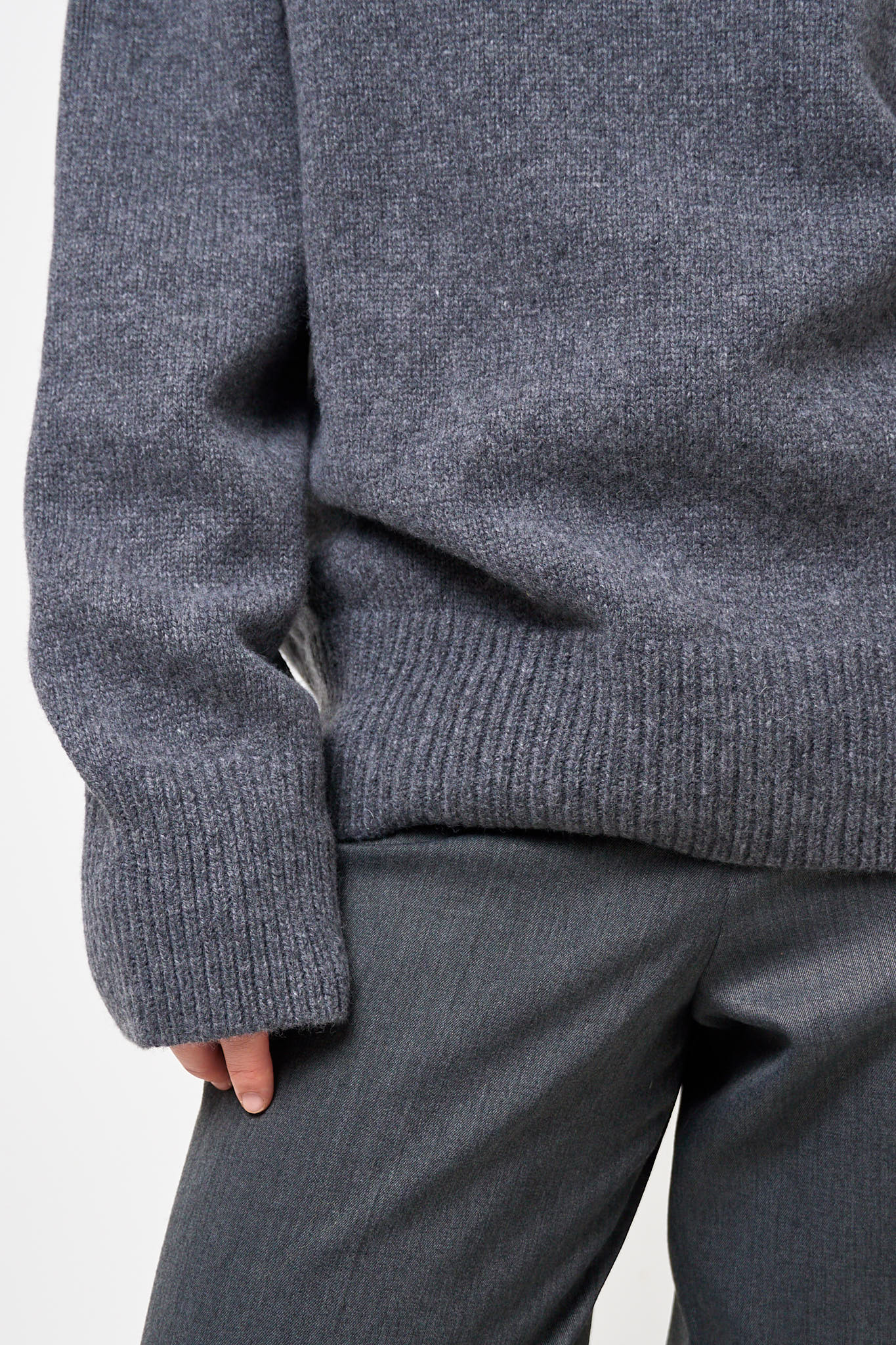 Visse Roll Neck Sweater Anthracite Grey