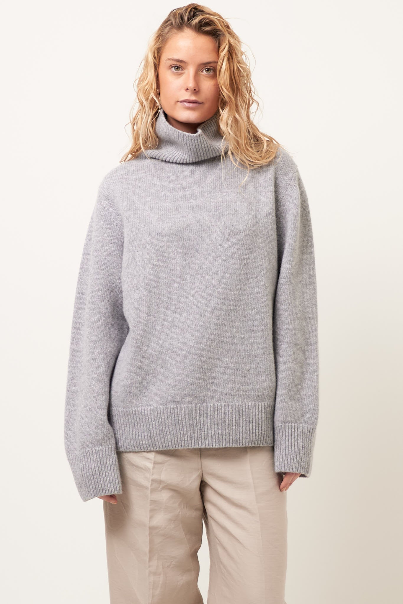 Visse Roll Neck Sweater City Grey