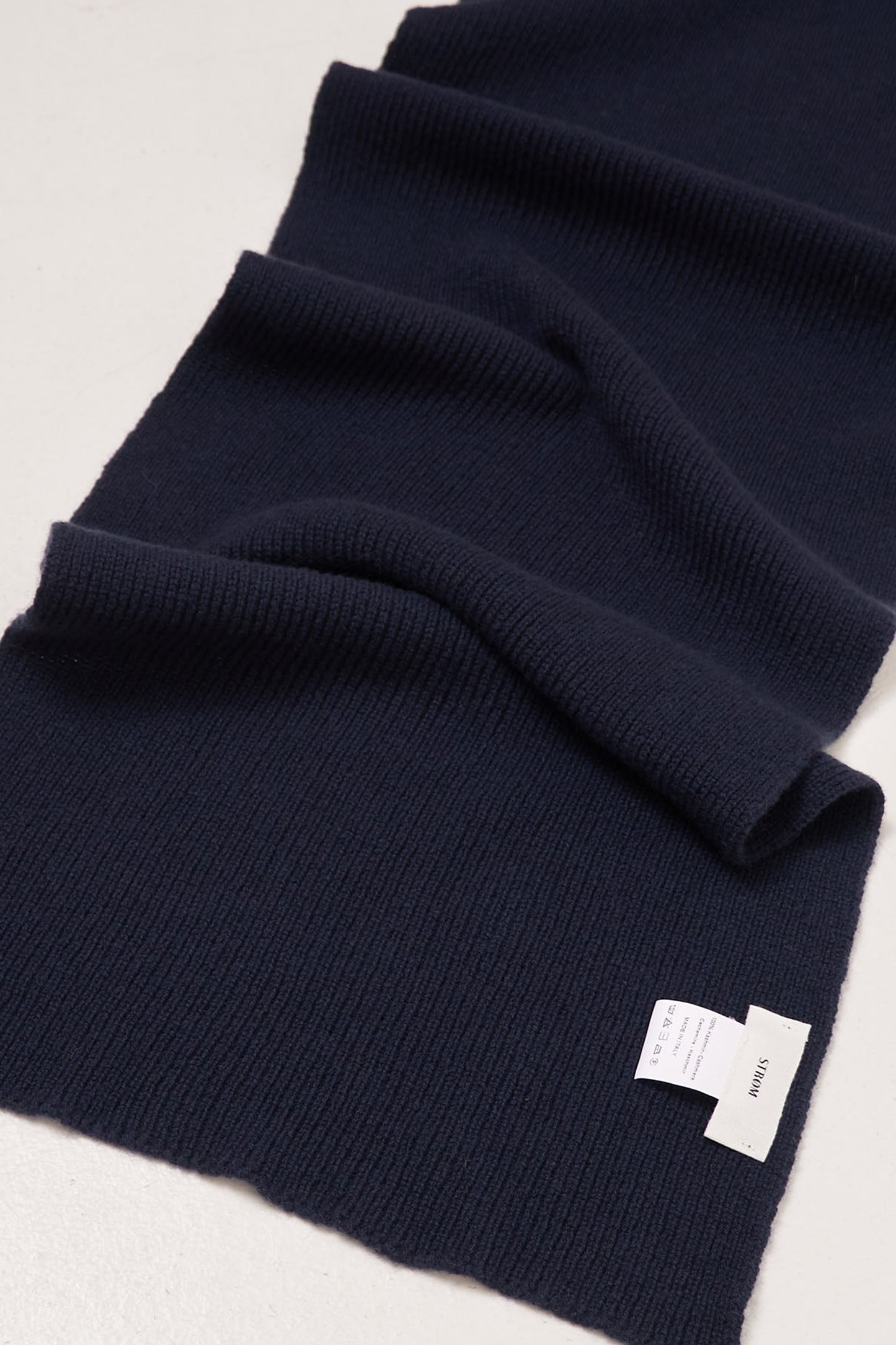 Windsor Cashmere Scarf Navy