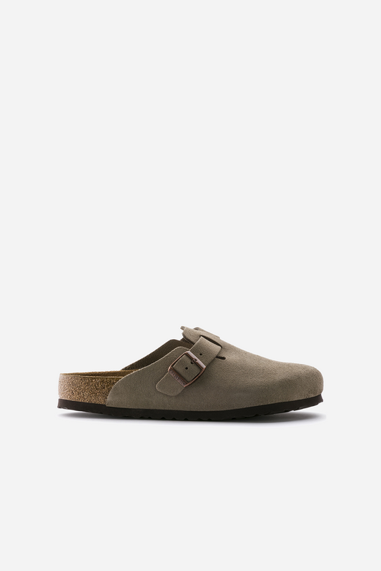 Boston  Narrow Fit Suede Taupe