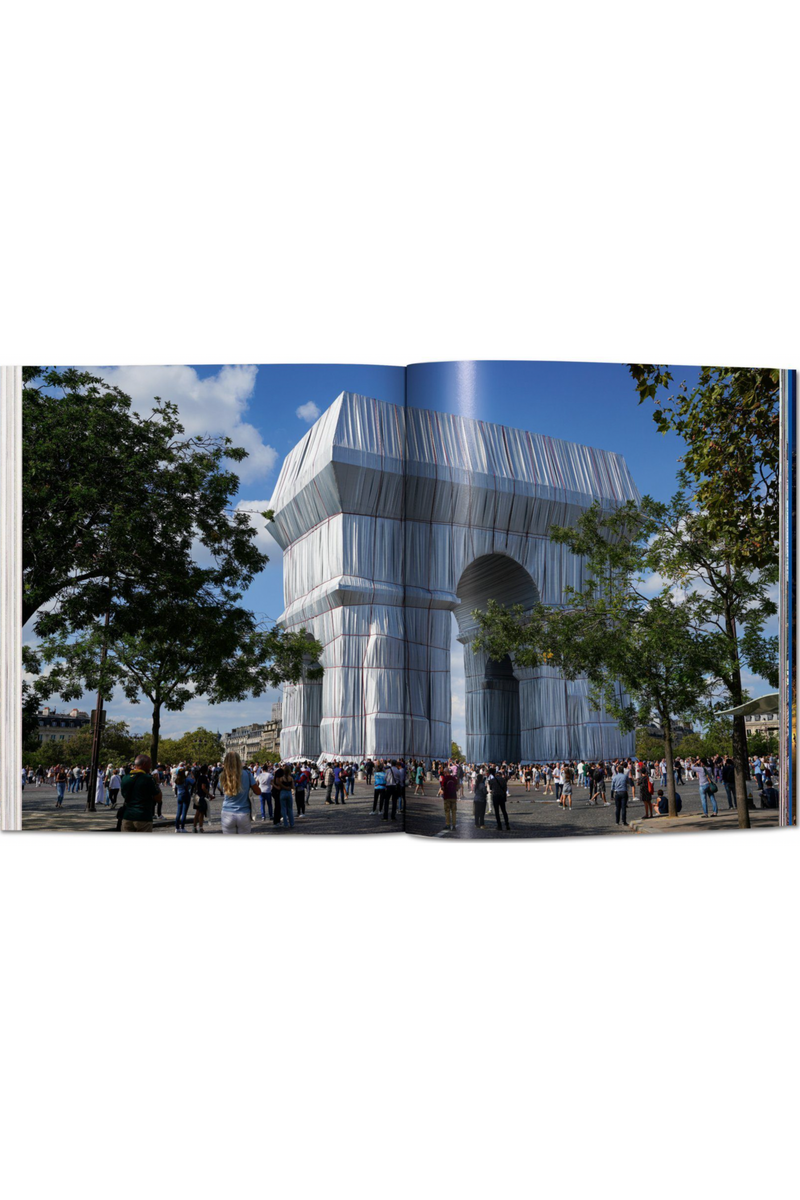 Christo and Jeanne-Claude - L'Arc de Triomphe, Wrapped